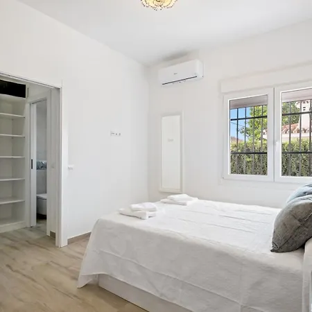 Irene - Biznaga Homes